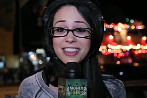 暴虐美女肚皮视频vk